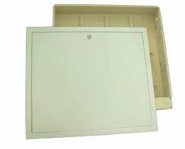 POLYTHERM ARMARIO CON CERCO ACT675 675x550-600x90mm  DE 4 A 8 CIRCUITOS